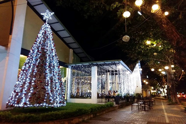 Danang Souvenirs & cafe - Đà Nẵng